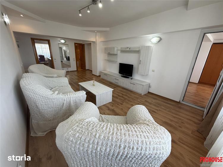 Apartament cu 3 camere decomandat în Mioriței