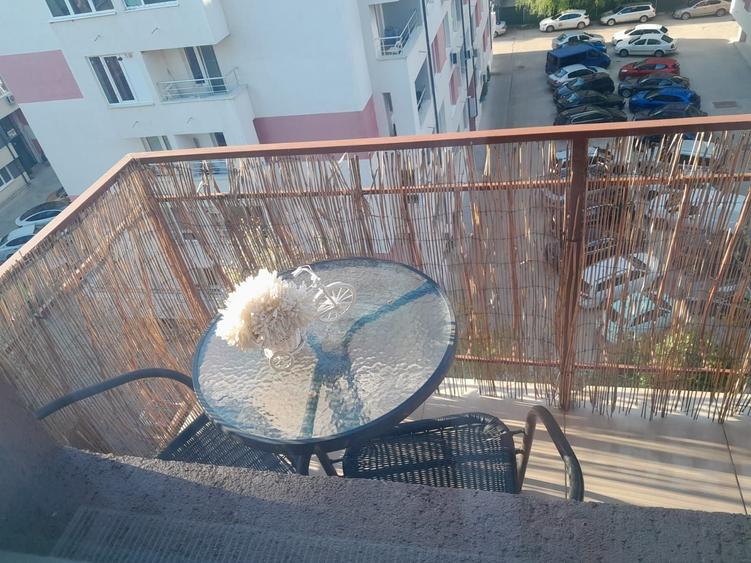 Garsonieră semidecomandată în Roșu
