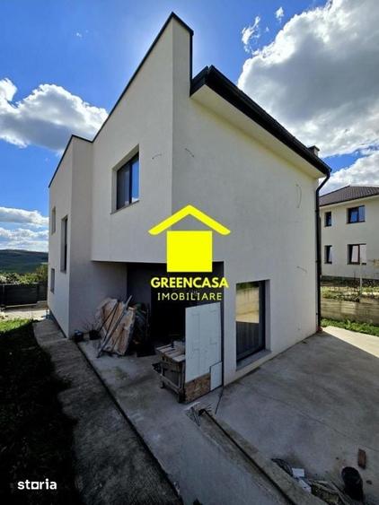 Casă cu 4 camere cu Teren 495 Mp în Apahida