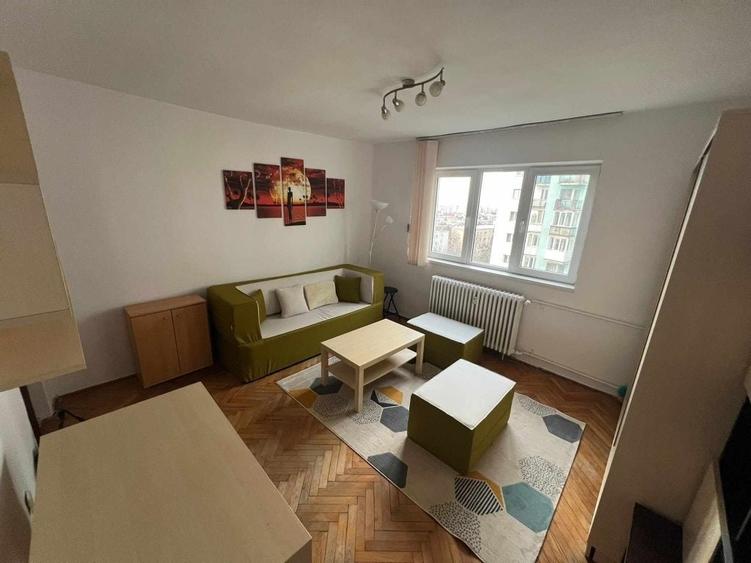 Apartament cu 2 camere decomandat în Florești