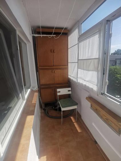 Garsonieră decomandată, mobilată în P-ța Alba Iulia