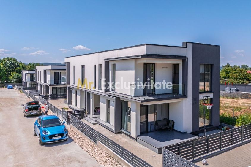 Duplex cu 4 camere cu Canalizare în Budeasa Mare