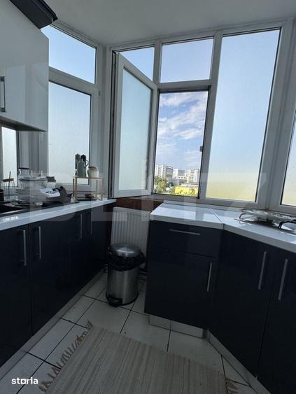 Apartament cu 3 camere decomandat în Albești