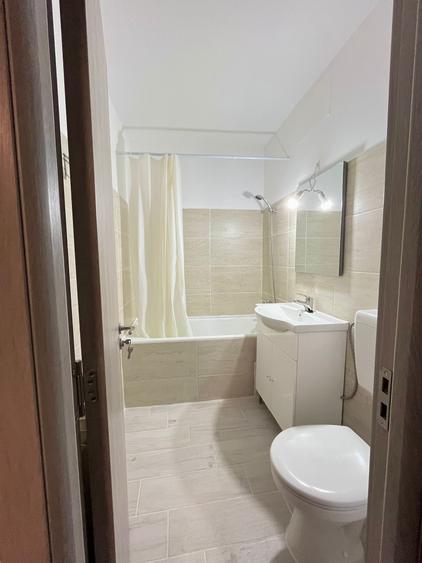 Apartament cu 2 camere decomandat în Exterior Vest
