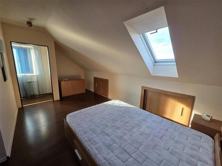 Apartament cu 2 camere decomandat, mobilat în Central