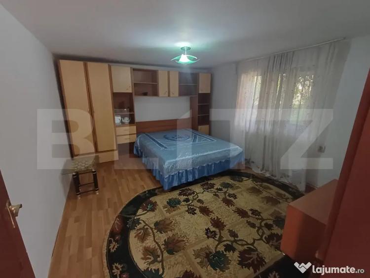 Casă cu 2 camere cu Canalizare în Central