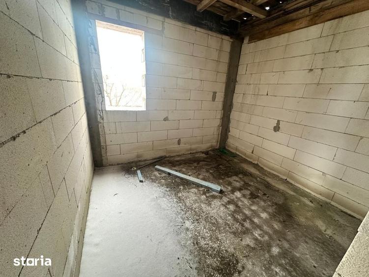 Casă cu 4 camere cu Teren 500 Mp în Cornetu
