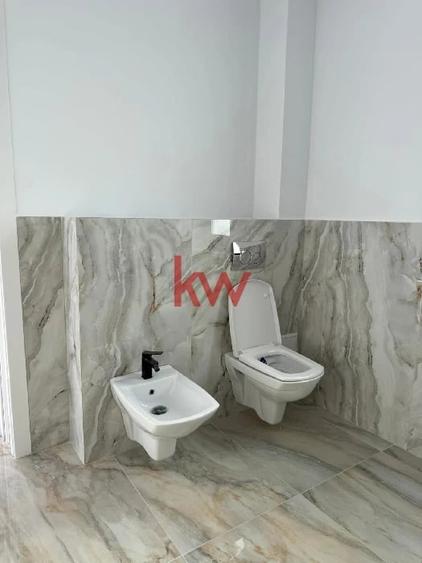 Casă individuală cu 4 camere cu Canalizare în Valea Lupului