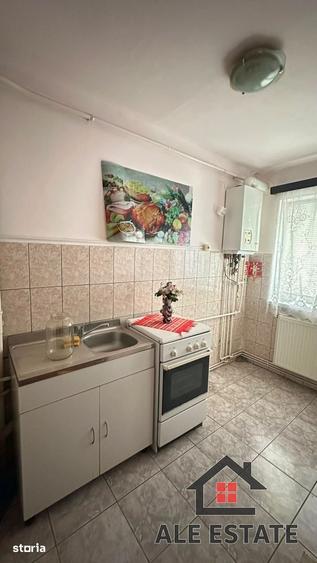 Apartament 3 camere cu balcon, etaj 2 din 4, zona Kaufland (Turda) - 7