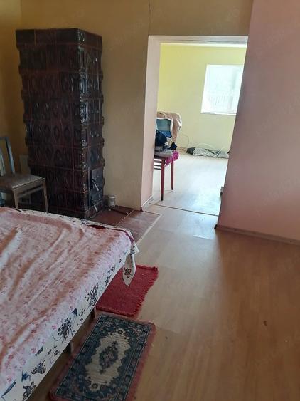 Casă cu 3 camere cu Teren 1300 Mp în Ohaba