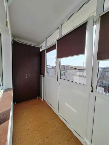 Inchiriez Apartament tip mansarda cu 2 camere in Nicolina - 3