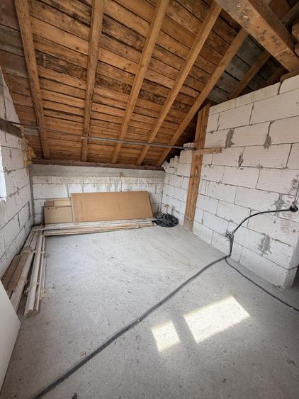Casă individuală cu 4 camere cu Canalizare în Sânnicoară
