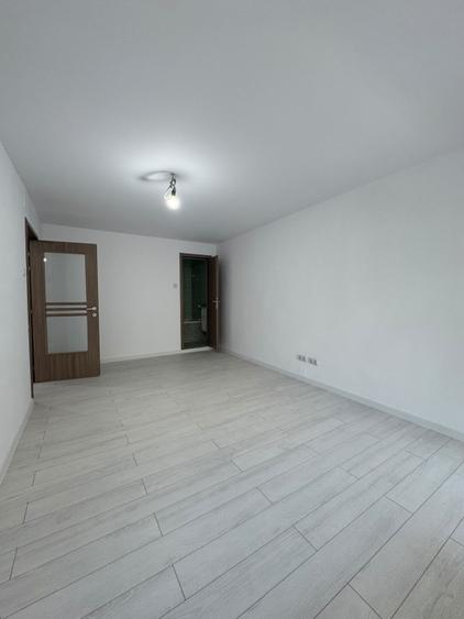 Garsonieră decomandată în Sebastian