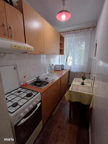 Apartament cu 2 camere semidecomandat în Rogerius