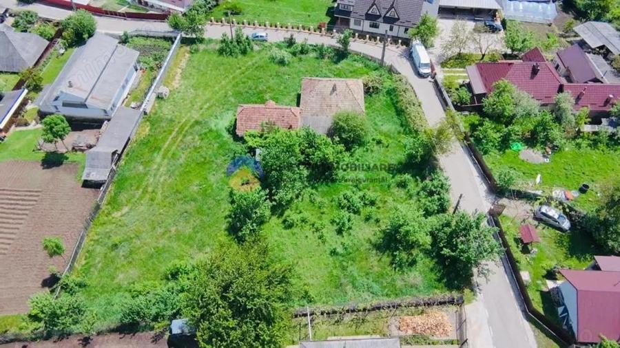 Casă cu Teren 2273 Mp în Grumăzești