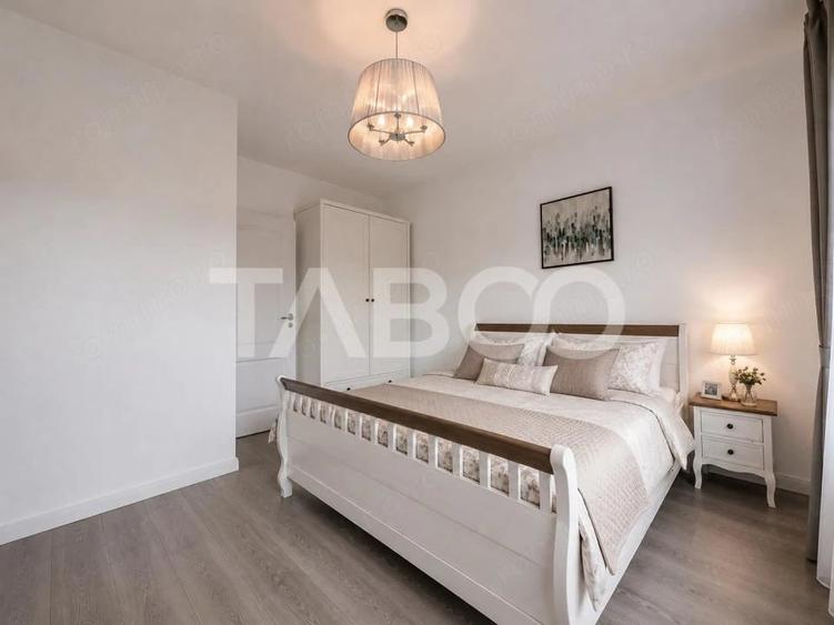 Casă cu 5 camere cu Teren 230 Mp în Central