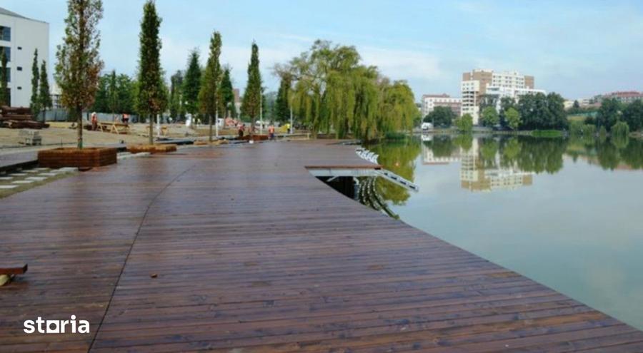 Apartament cu 2 camere decomandat în Între Lacuri