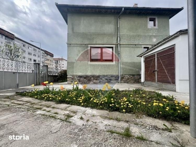 Casă cu 3 camere cu Teren 250 Mp în Calea Dumbrăvii