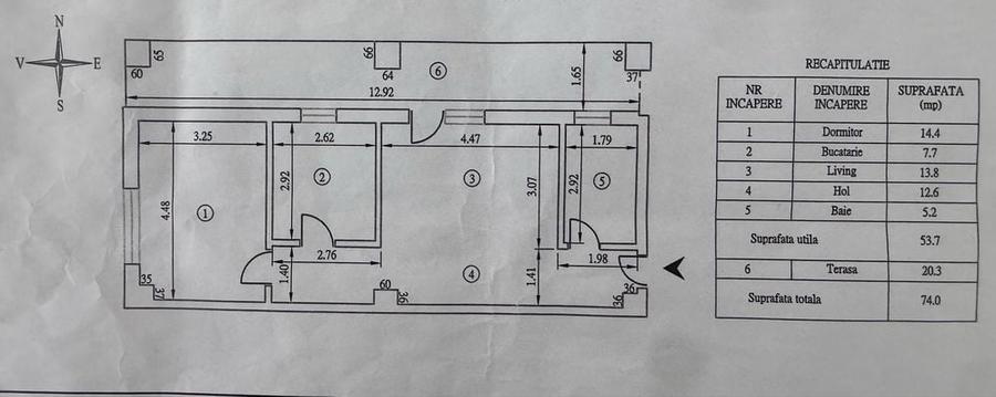 Apartament cu 3 camere semidecomandat în Ostroveni