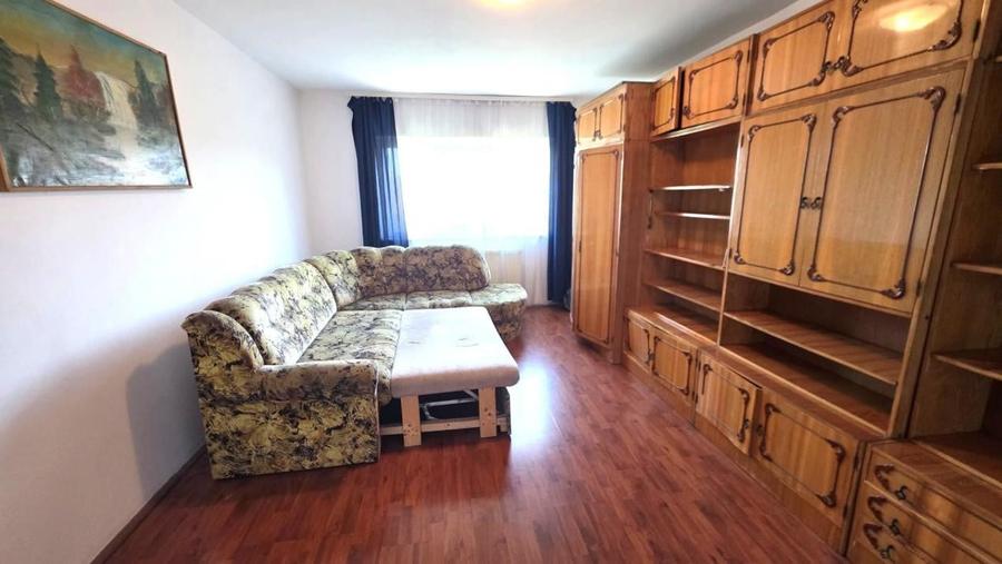 Apartament cu 4 camere decomandat, mobilat în Nord