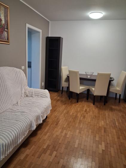 Apartament cu 2 camere semidecomandat în Câmpia Libertății