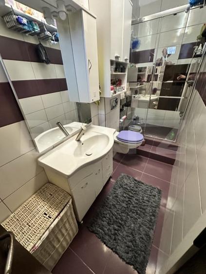 Apartament cu 2 camere semidecomandat, mobilat în Orăștie