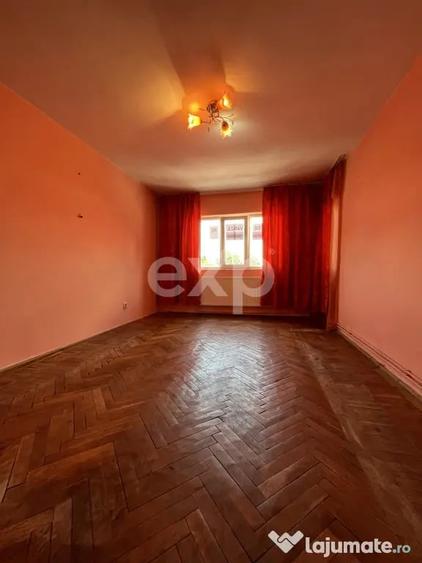 Apartament cu 3 camere decomandat în Central
