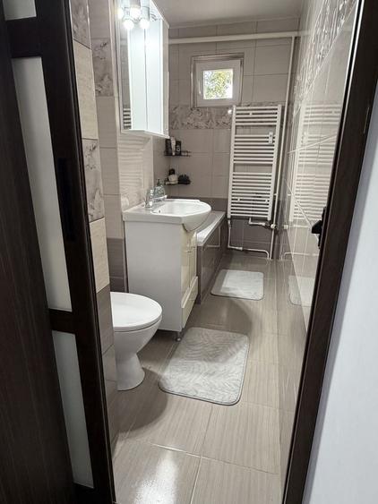 Apartament cu 2 camere semidecomandat în Universității