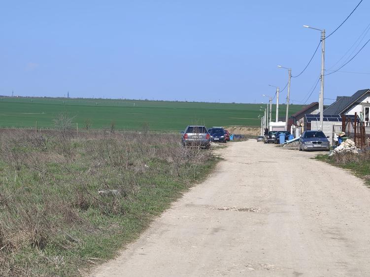 Teren Construcții intravilan de 400 mp, în Agigea