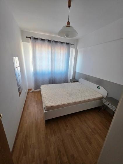 Apartament cu 2 camere semidecomandat, mobilat în Mărăști