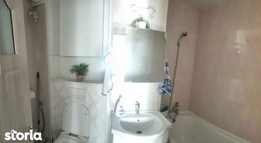 Apartament cu 2 camere decomandat, mobilat în Sălăjan
