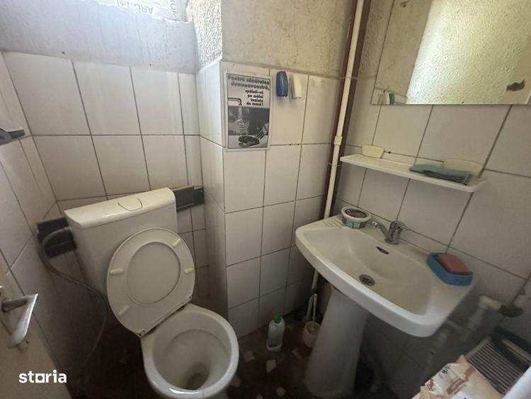 Spațiu comercial, de 85 mp, în Bartolomeu