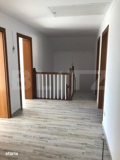 Casă cu 4 camere cu Teren 500 Mp în Sânpetru