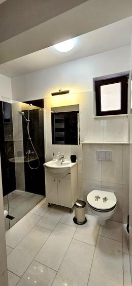 Apartament cu 2 camere semidecomandat, mobilat în Obor