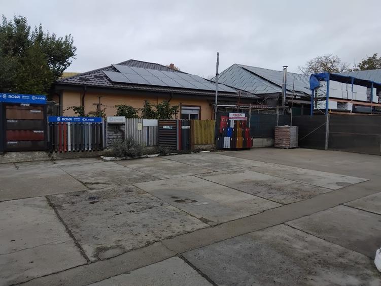 Casă individuală cu 5 camere cu Teren 841 Mp în Central