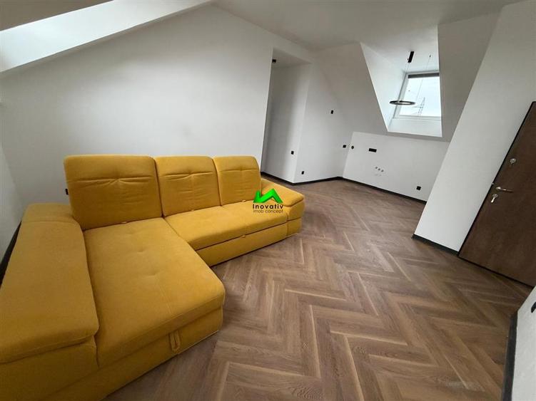 Apartament cu 3 camere decomandat, mobilat în Turnișor
