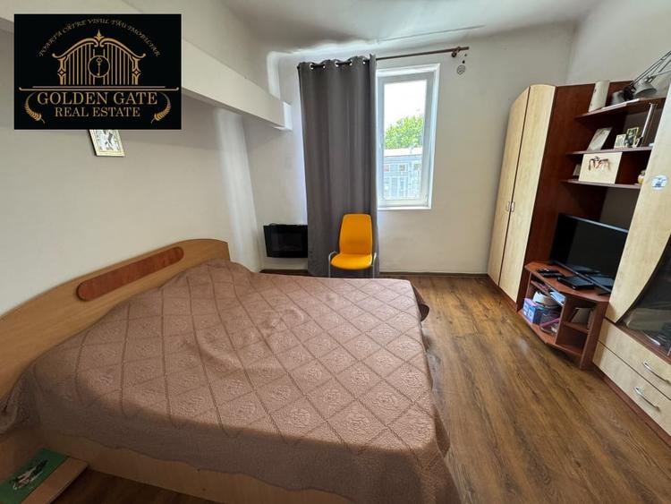 Apartament cu 5 camere semidecomandat, mobilat în Cișmigiu
