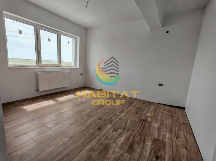 Apartament cu 3 camere decomandat în Berceni
