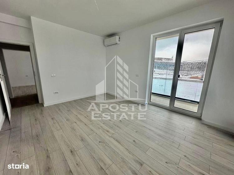 Apartament cu 2 camere decomandat în Ghiroda