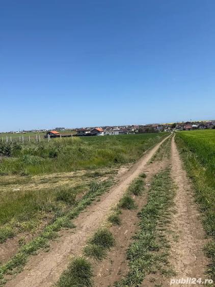 Teren de 407 mp, în Lazu