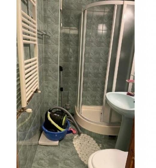 Apartament cu 4 camere decomandat în 13 Septembrie