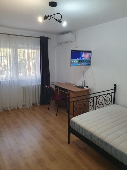 Garsonieră decomandată în Tineretului