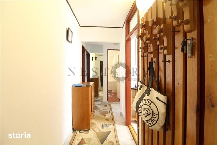 Apartament cu 2 camere decomandat în Zorilor
