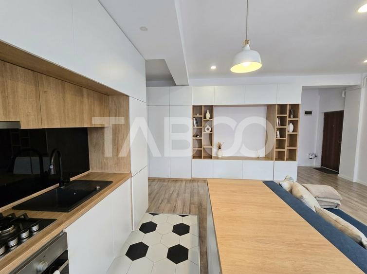 Apartament cu 3 camere decomandat, mobilat în Mihai Viteazul