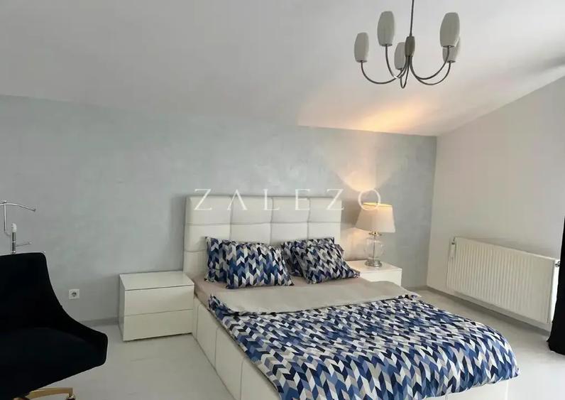 Apartament cu 4 camere decomandat, mobilat în Lipovei