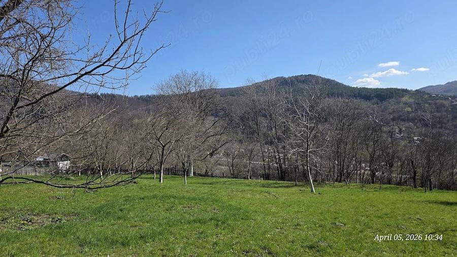 Teren de 1600 mp, în Podul lui Neag