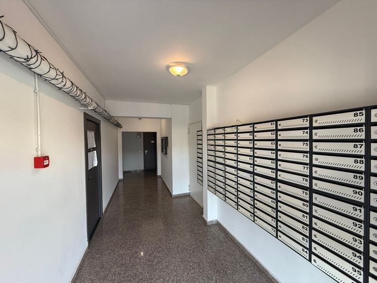 Apartament cu 2 camere decomandat, mobilat în Drumul Taberei
