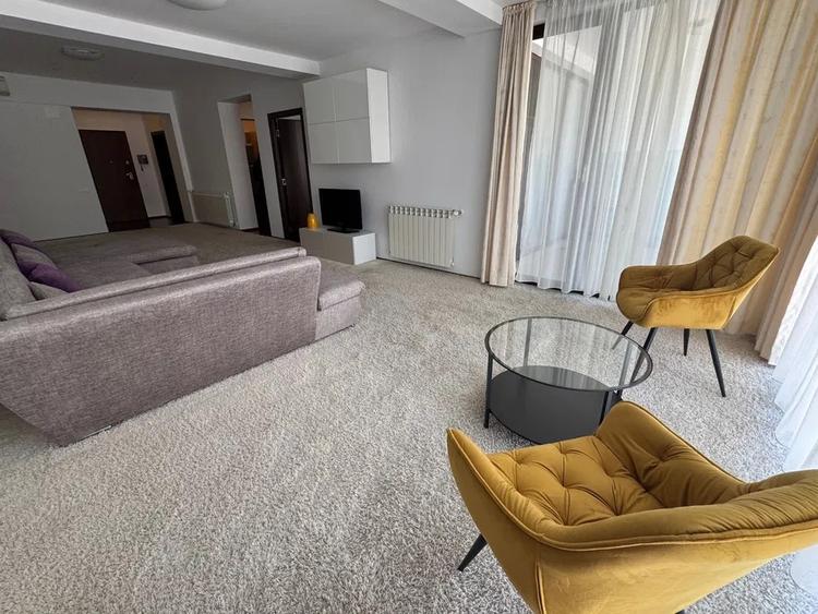 Apartament cu 3 camere decomandat, mobilat în Herăstrău