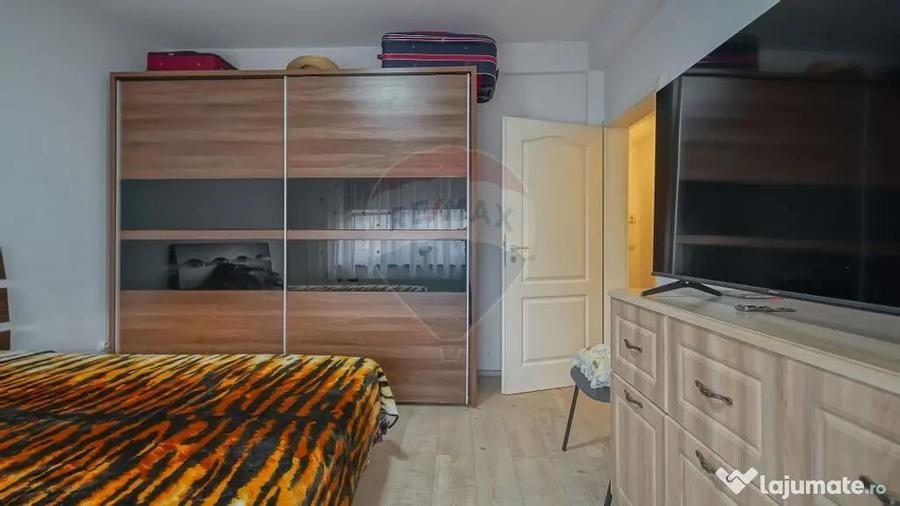 Apartament cu 3 camere decomandat în Sânpetru
