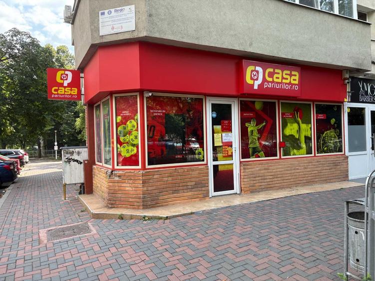 Spațiu comercial, de 90 mp, în Central
